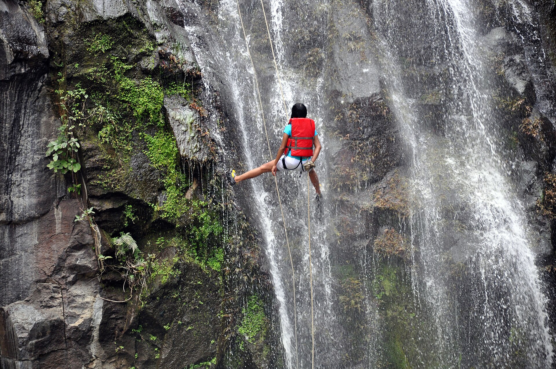 Cañonismo y rappel en cascadas de La Fortuna — photo 1 of 1